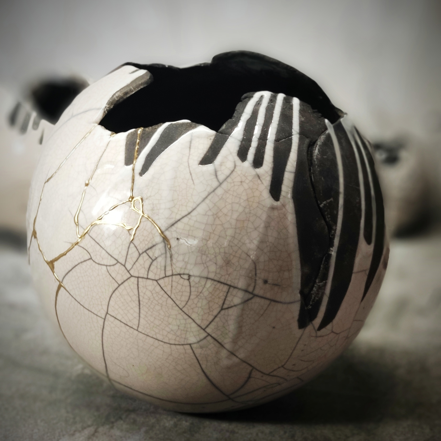 Vaso in ceramica raku sfera 